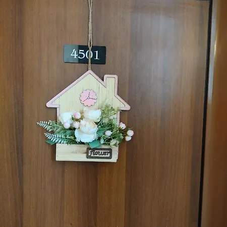 Apartman Gondola Lift *