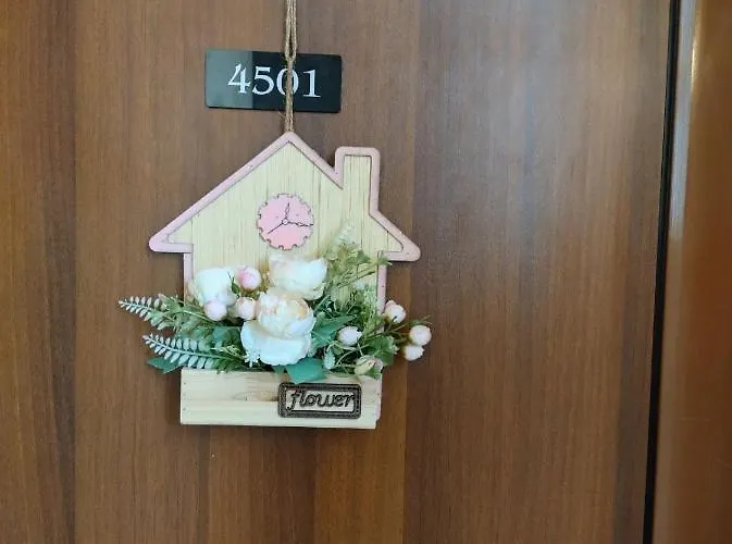 Daire Gondola Lift *